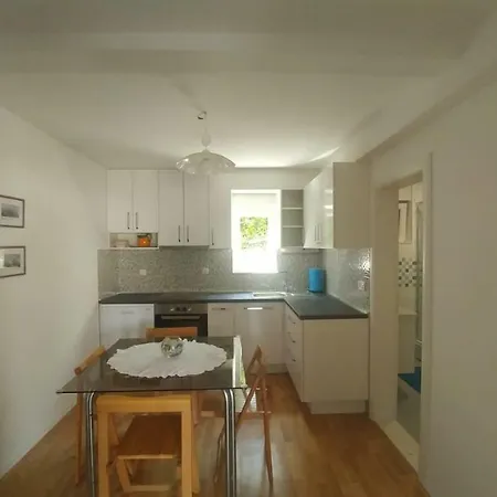 With A Parking Space - 17202 Apartamento Split
